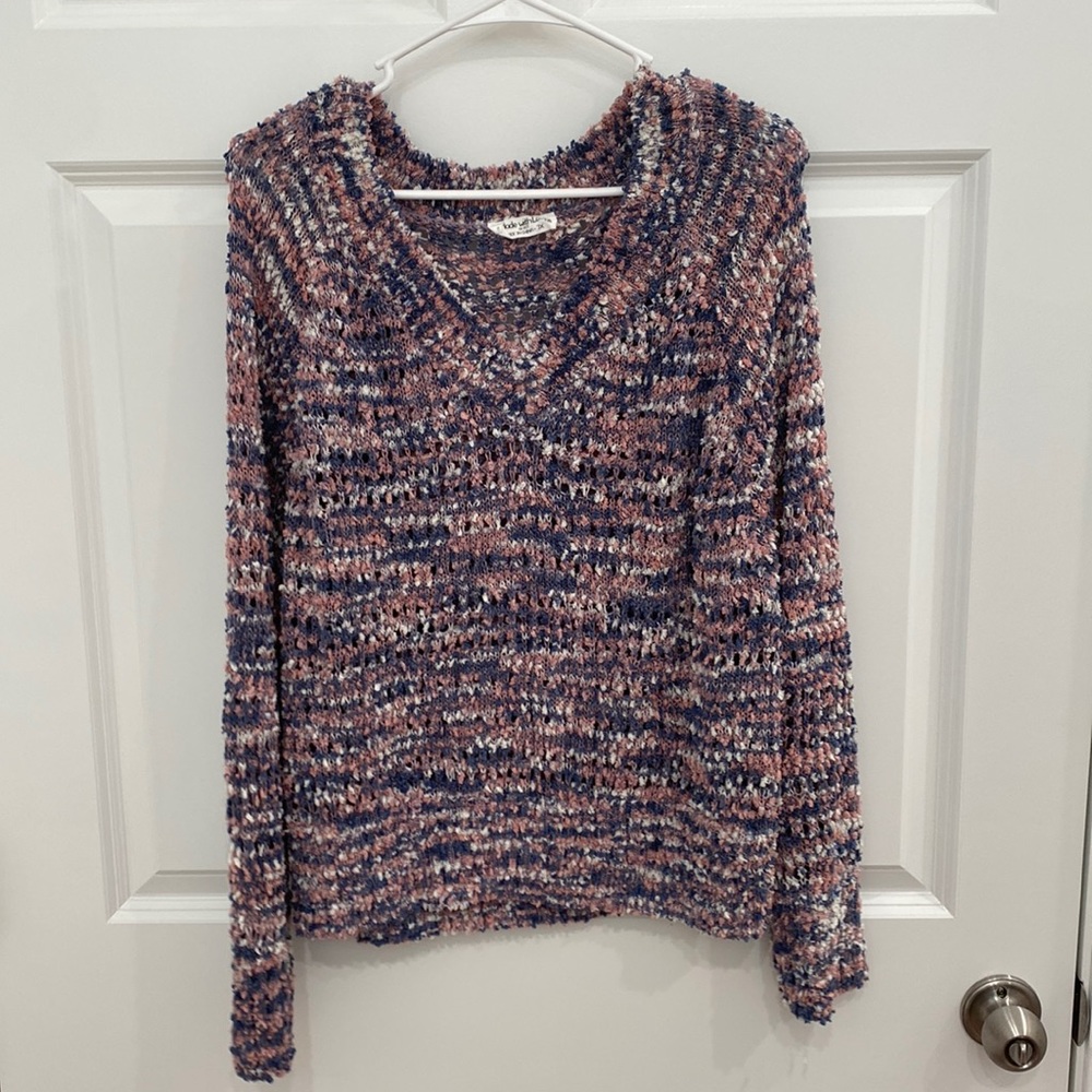 Dark blue, pink, and white sweater. Size 3X.
